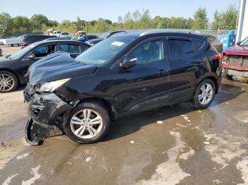  Salvage Hyundai TUCSON