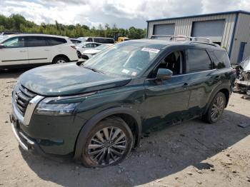  Salvage Nissan Pathfinder