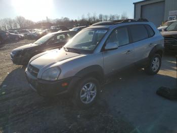  Salvage Hyundai TUCSON