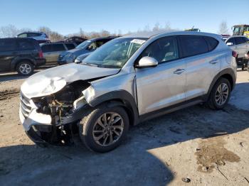  Salvage Hyundai TUCSON