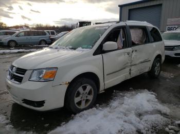  Salvage Dodge Caravan