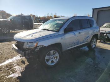  Salvage Jeep Compass