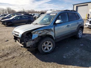  Salvage Hyundai TUCSON