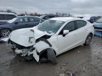  Salvage Mazda 3