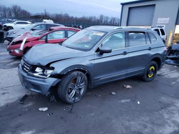  Salvage Volkswagen Tiguan