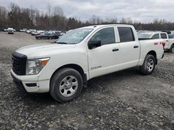  Salvage Nissan Titan