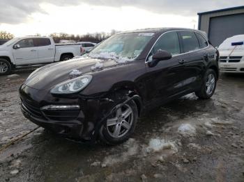  Salvage Porsche Cayenne