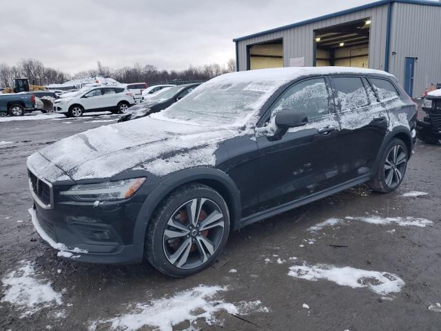  Salvage Volvo V60