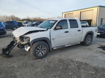  Salvage Mitsubishi Raider