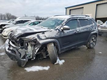  Salvage Jeep Cherokee