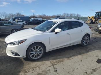  Salvage Mazda 3