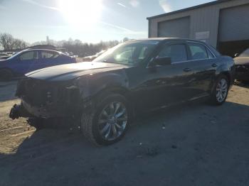  Salvage Chrysler 300