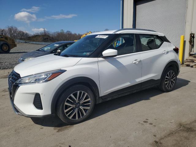  Salvage Nissan Kicks