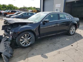  Salvage Chrysler 300
