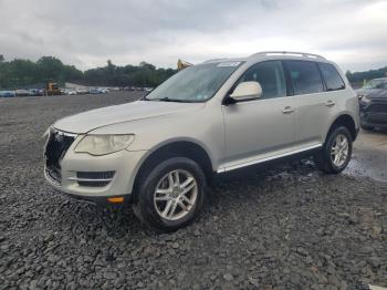  Salvage Volkswagen Touareg