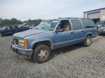  Salvage GMC Suburban