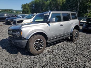  Salvage Ford Bronco