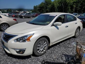 Salvage Nissan Altima