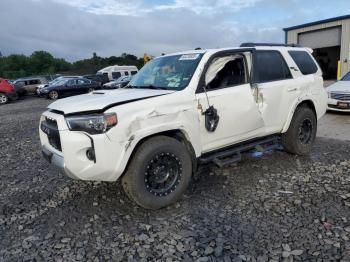  Salvage Toyota 4Runner