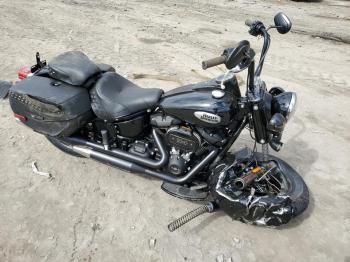  Salvage Harley-Davidson Flhcs