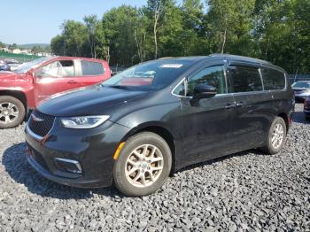  Salvage Chrysler Pacifica