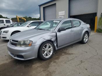  Salvage Dodge Avenger