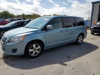  Salvage Volkswagen Routan