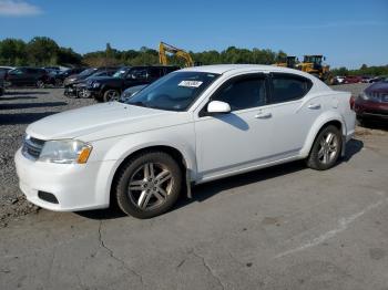  Salvage Dodge Avenger