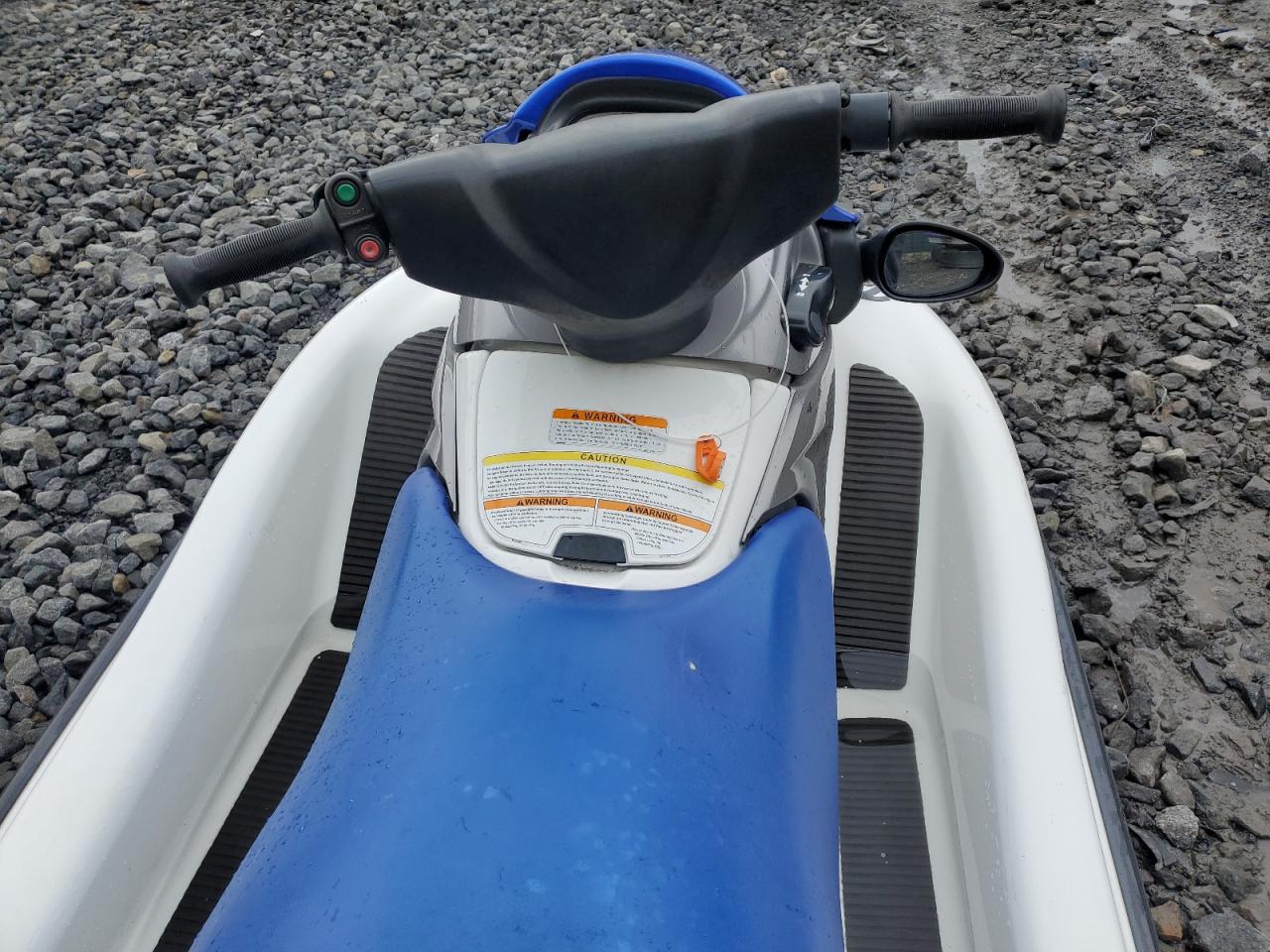 Kawasaki Stx 15f Image 8