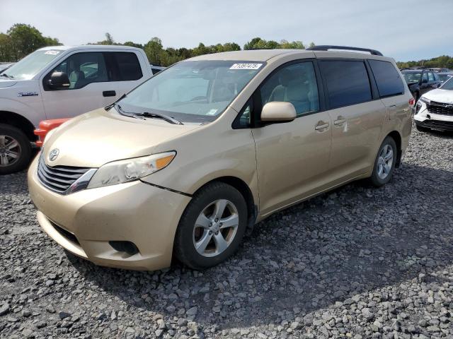  Salvage Toyota Sienna
