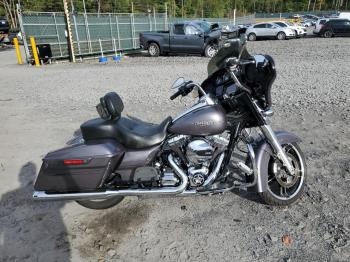  Salvage Harley-Davidson Fl