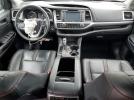Toyota Highlander Se Image 9