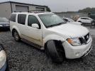 Nissan Pathfinder Le Image 3
