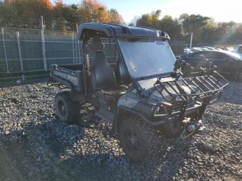  Salvage John Deere 825i