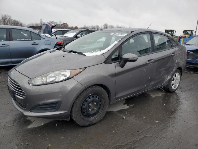  Salvage Ford Fiesta