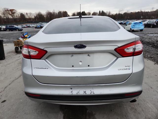 Ford Fusion Se Hybrid Image 8