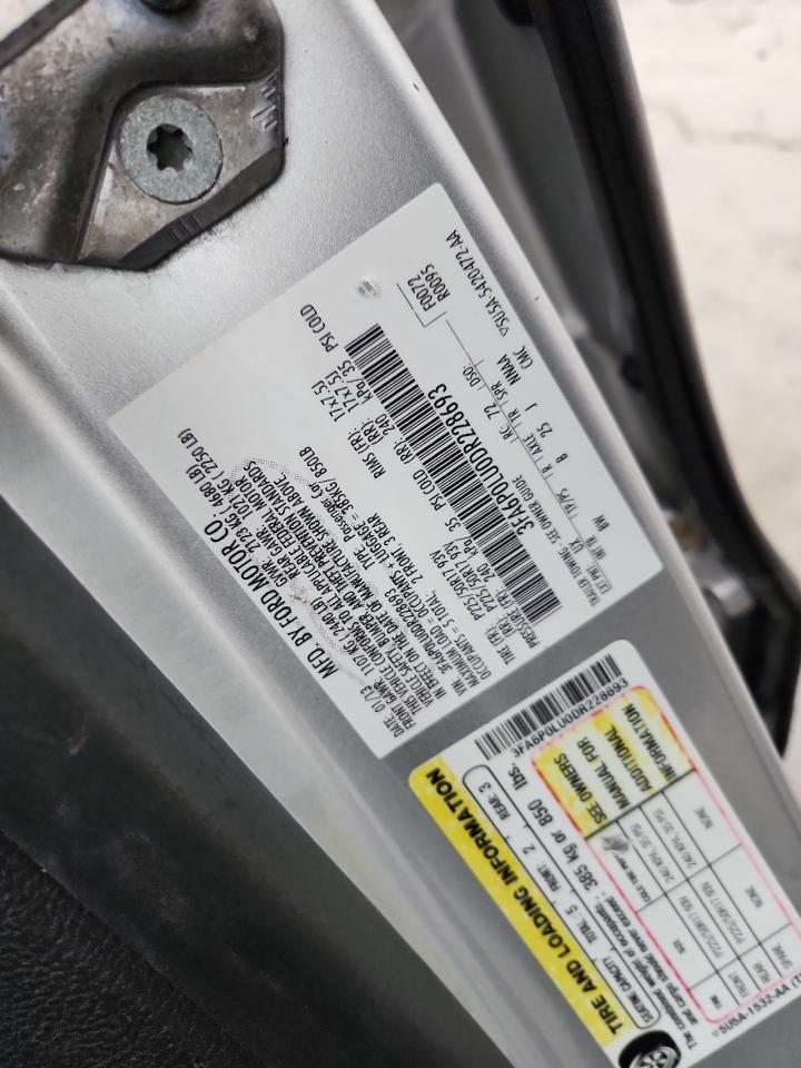 Ford Fusion Se Hybrid Image 3