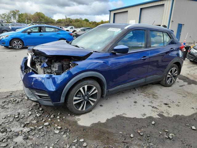  Salvage Nissan Kicks