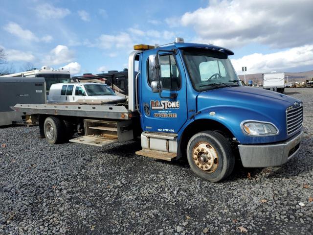  Salvage Freightliner M2 106 Med