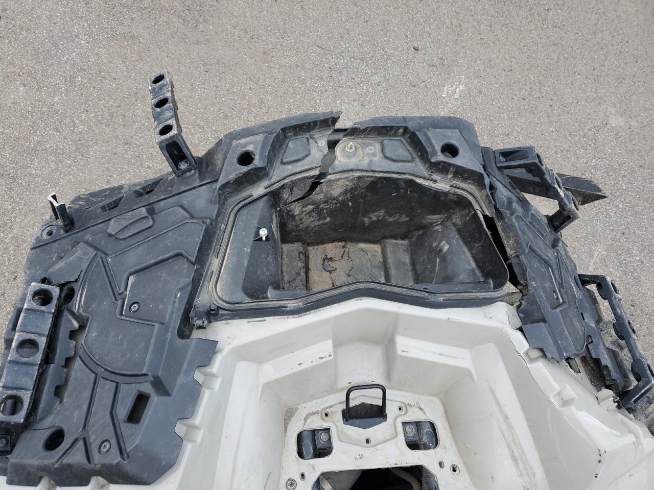 Polaris Atv 850 Ultimate Trail Le Image 5