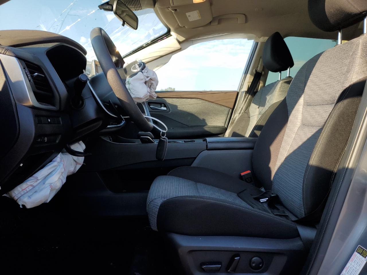 Nissan Rogue Sv Image 8