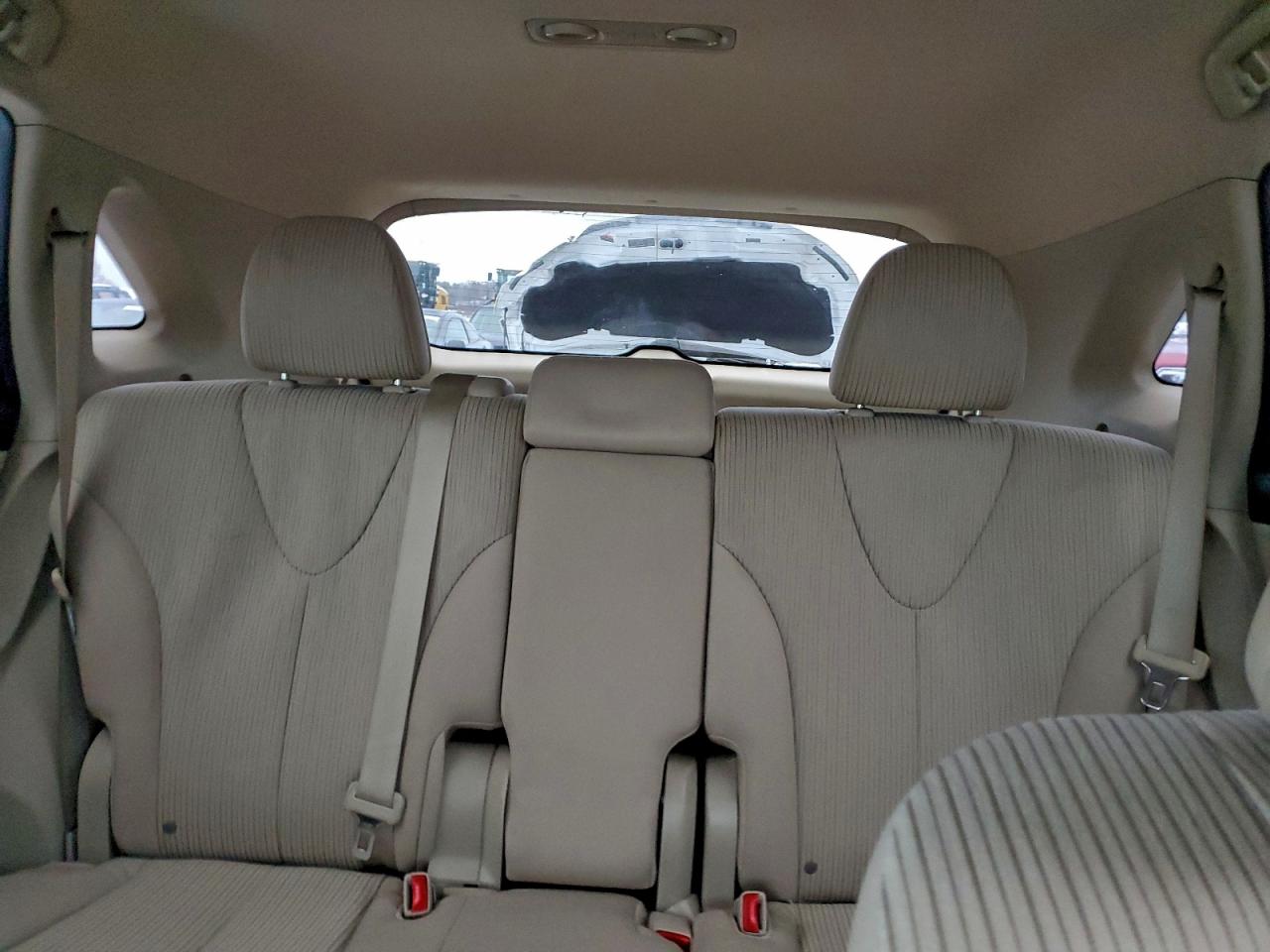 Toyota Venza Le Image 12