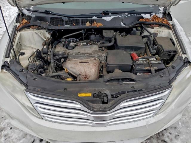 Toyota Venza Le Image 11