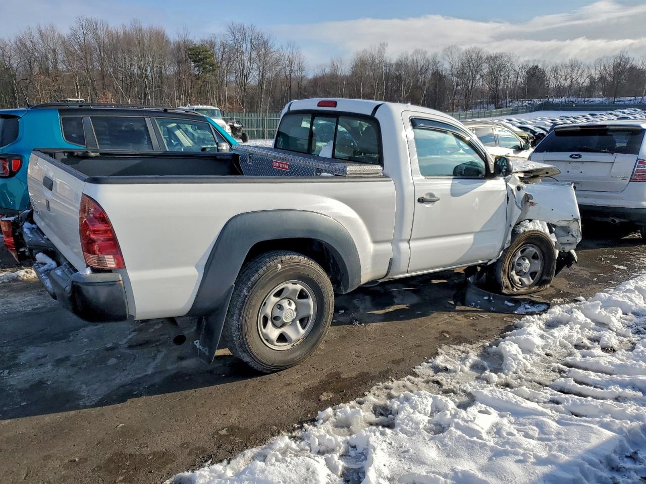 Toyota Tacoma Image 4