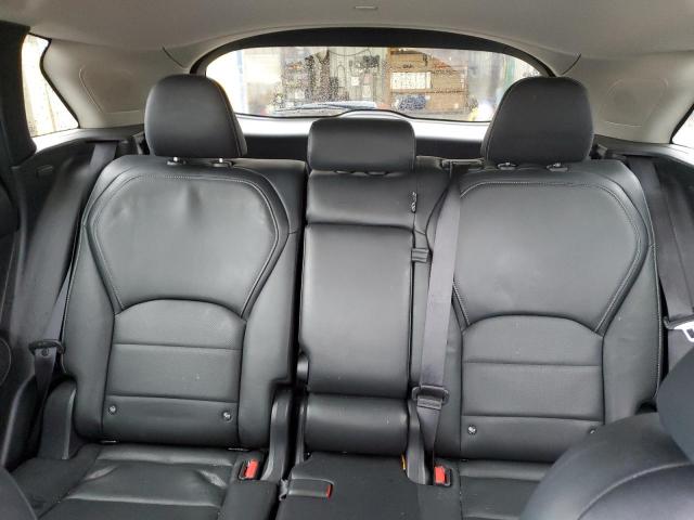 INFINITI Qx Essential Image 10