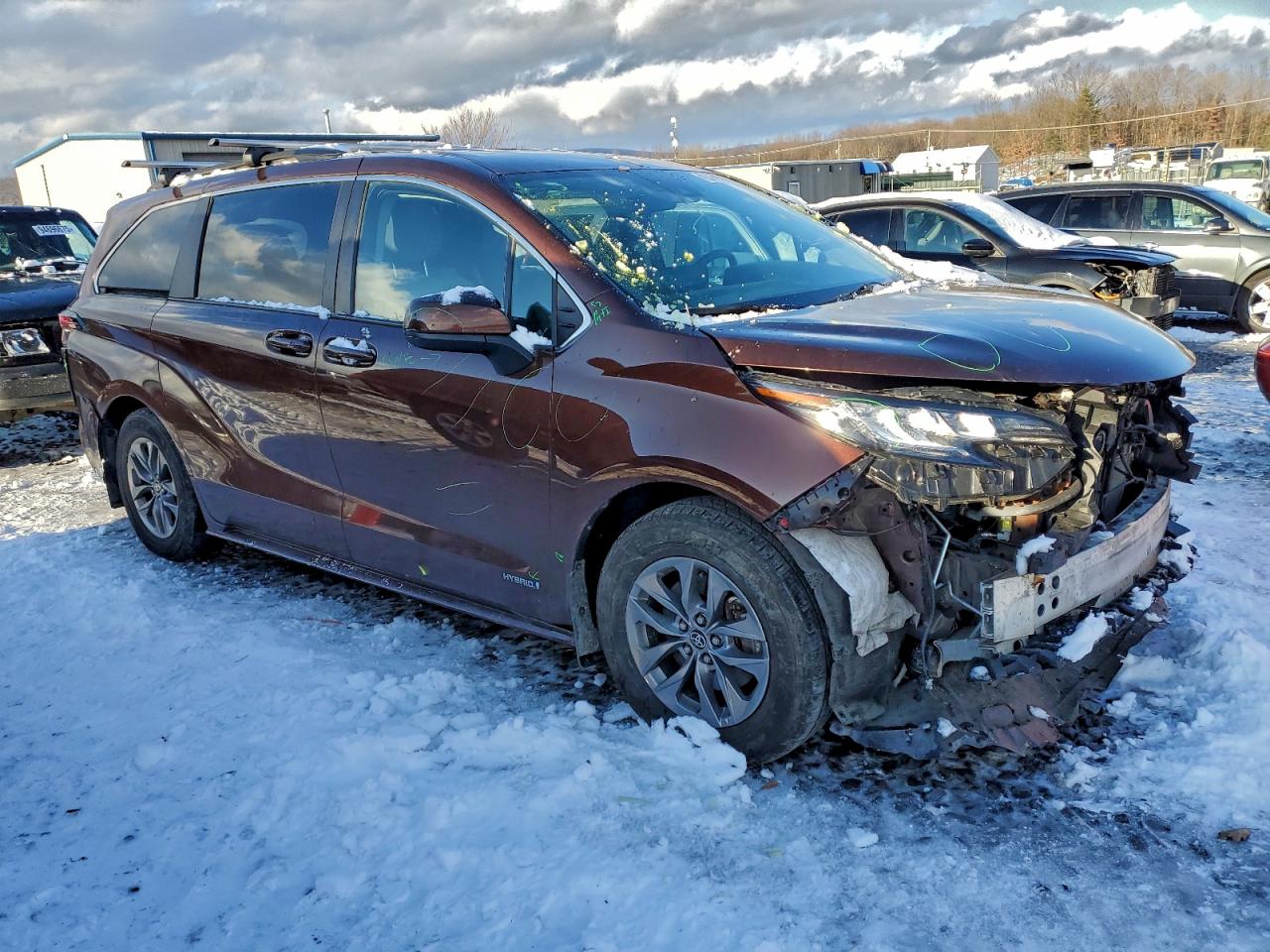 Toyota Sienna Le Image 2