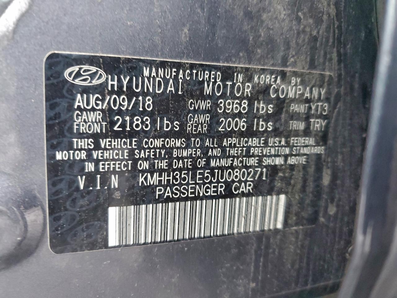 Hyundai ELANTRA Image 2