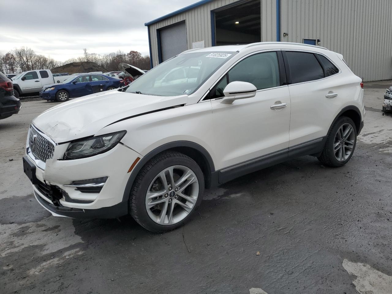 Lincoln MKC Reserve Image 1