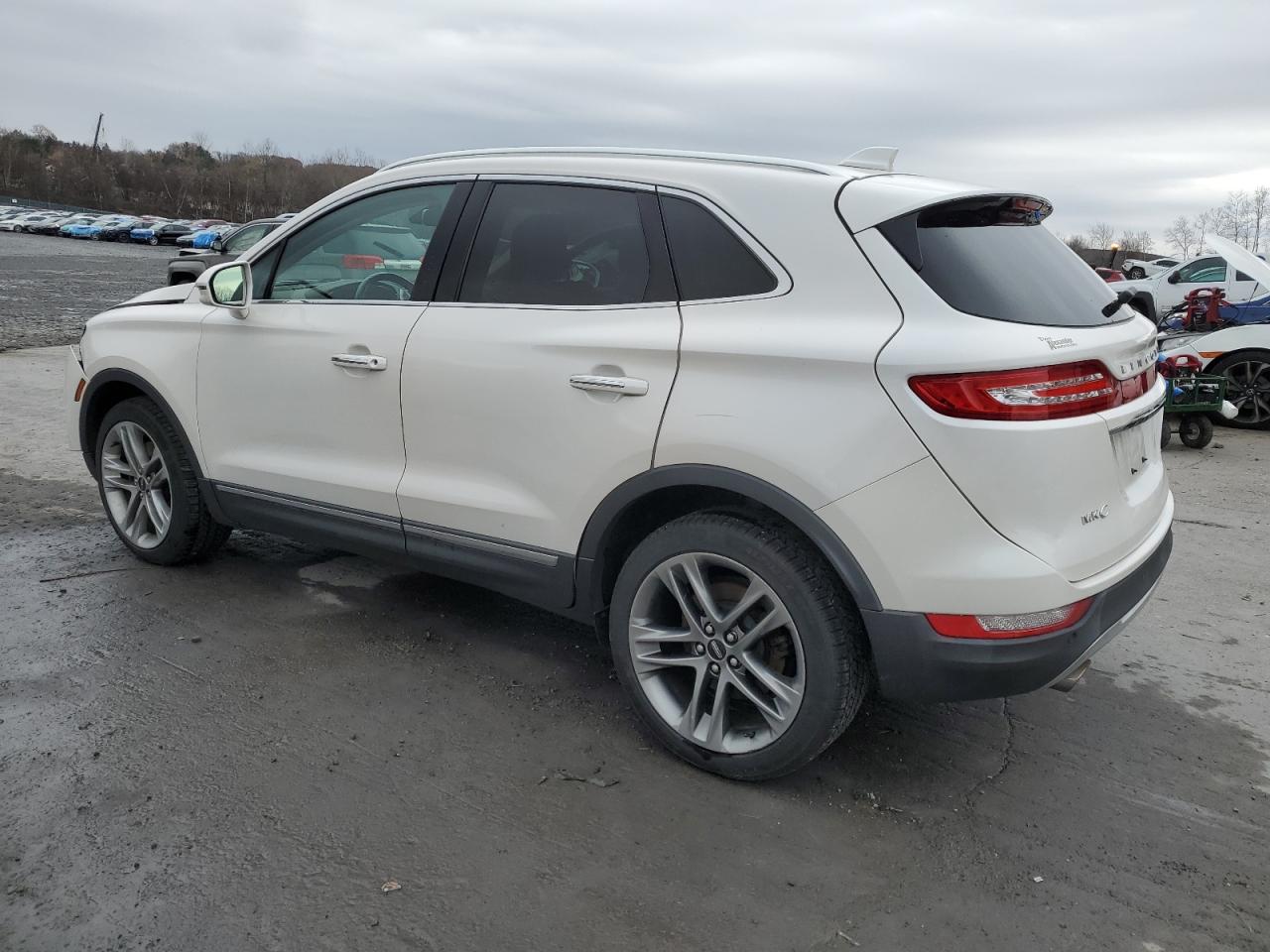 Lincoln MKC Reserve Image 2