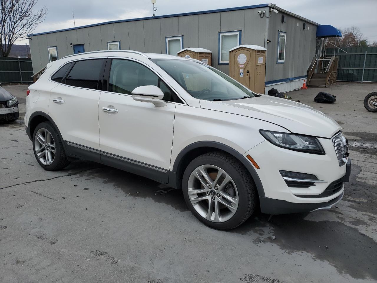 Lincoln MKC Reserve Image 3